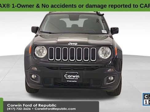 Used 2018 Jeep Renegade Latitude w/ Cold Weather Group image 2