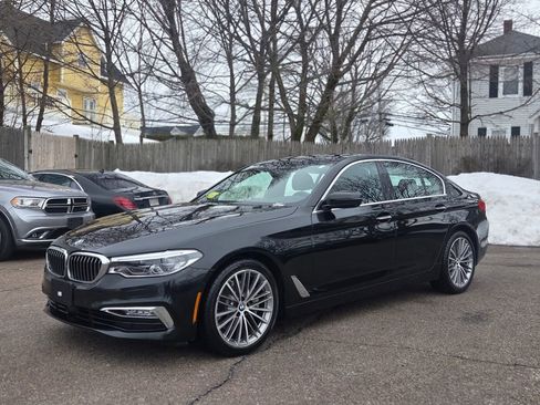 Used 2018 BMW 540i xDrive image 2