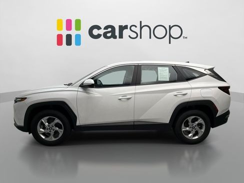 Used 2024 Hyundai Tucson SE AWD/4WD image 2