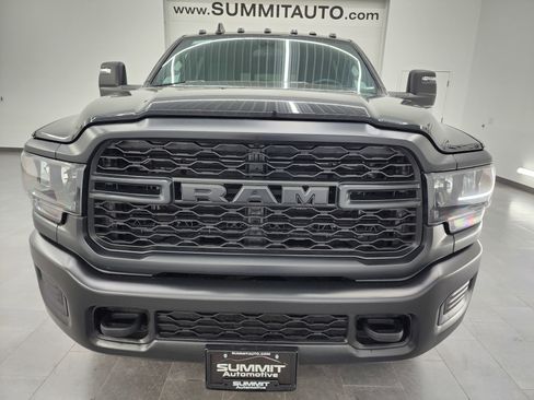 Used 2024 RAM 2500 Tradesman w/ Protection Group image 21