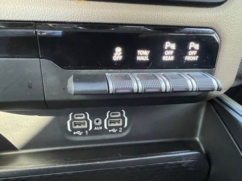 Used 2022 RAM 1500 Laramie image 40