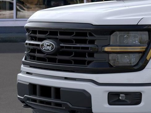 New 2026 Ford F150 XLT w/ XLT Black Appearance Package AWD/4WD image 17
