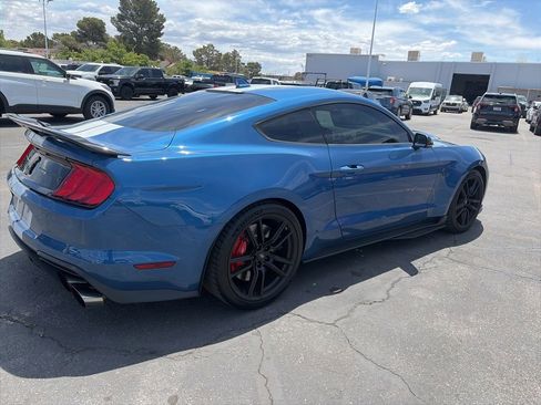 Used 2021 Ford Mustang Shelby GT500 w/ Technology Package RWD image 4