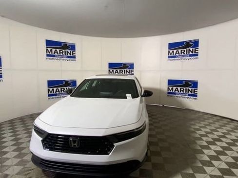 Used 2025 Honda Accord Sport image 5