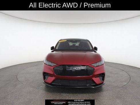 Used 2025 Ford Mustang Mach-E Premium w/ Sport Appearance Package AWD/4WD image 31