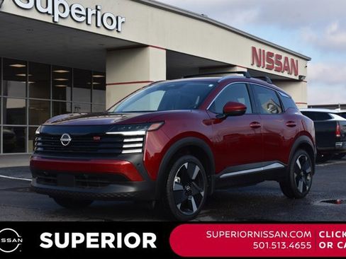 Used 2025 Nissan Kicks SR image 1