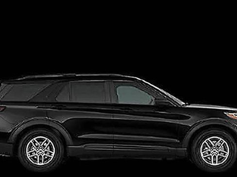 New 2026 Ford Explorer Active w/ Active Comfort Package RWD image 5