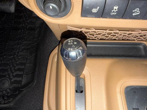 Used 2014 Jeep Wrangler Sahara w/ Trailer Tow Group AWD/4WD image 34