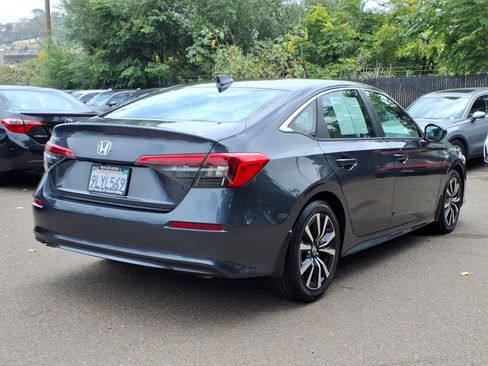 Certified 2024 Honda Civic EX image 4