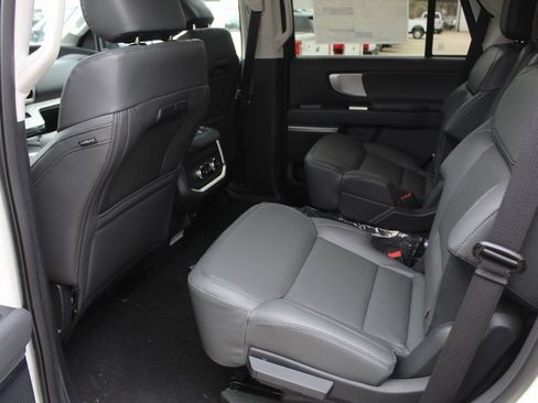 New 2026 Ford Expedition Active RWD image 14