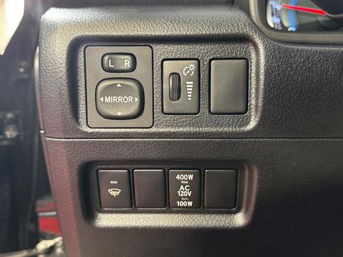 Used 2016 Toyota 4Runner SR5 Premium AWD/4WD image 18