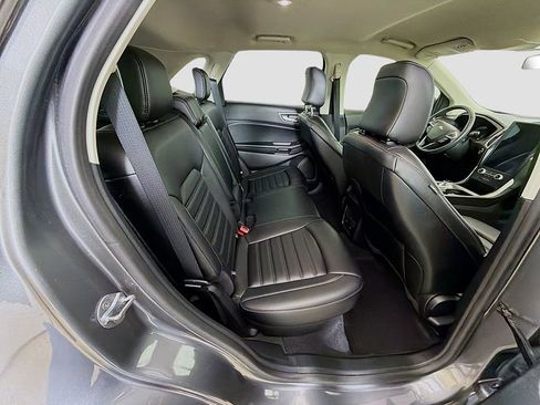 Used 2024 Ford Edge SEL w/ Convenience Package image 22