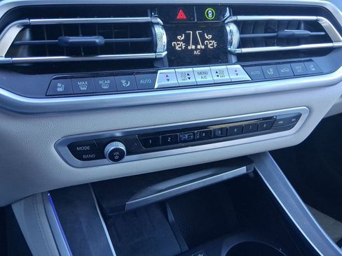 Certified 2022 BMW X5 sDrive40i w/ M Sport Package image 27