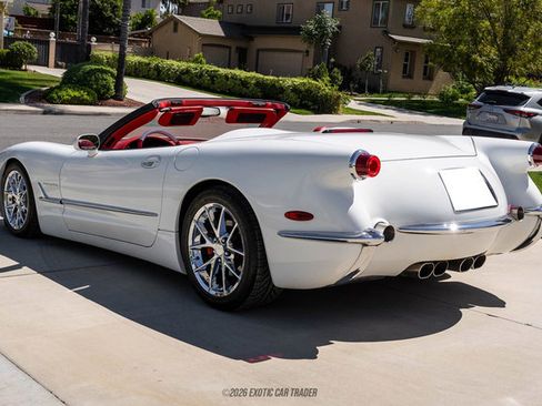 Used 2004 Chevrolet Corvette Convertible w/ Preferred Equipment Group RWD image 6