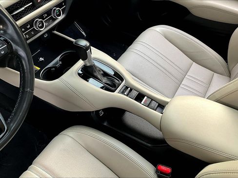 Used 2023 Honda HR-V EX-L image 18