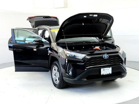 Certified 2024 Toyota RAV4 XLE w/ Convenience Package AWD/4WD image 9
