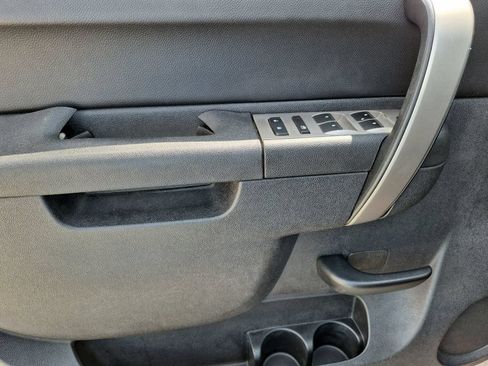 Used 2013 Chevrolet Silverado 1500 W/T RWD image 11