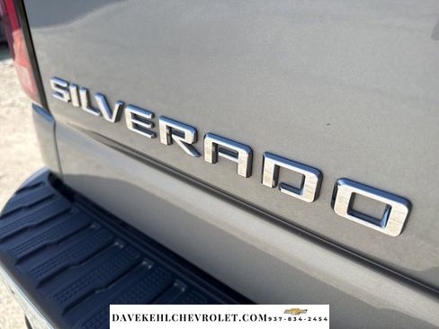 Used 2025 Chevrolet Silverado 2500 LTZ w/ LTZ Premium Package AWD/4WD image 38