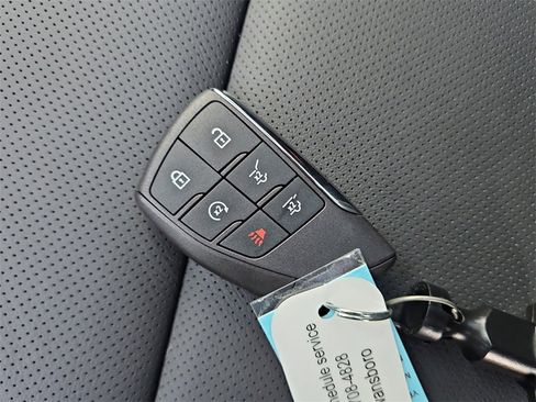 New 2026 Chevrolet Suburban Premier w/ Sun And Tow Package image 39