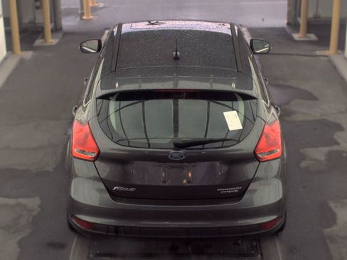 Used 2015 Ford Focus Titanium FWD image 5