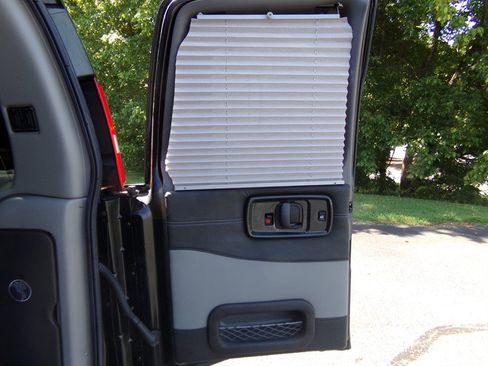 Used 2022 Chevrolet Express 2500 Extended RWD image 46