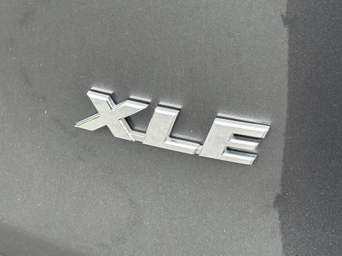 Used 2023 Toyota RAV4 XLE w/ Convenience Package FWD image 10