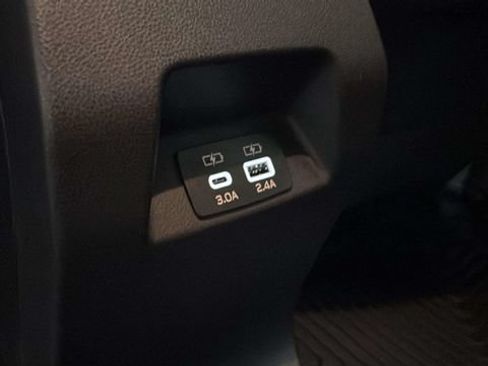 Used 2025 Subaru Crosstrek 2.5i Limited w/ Crosstrek Mirror Package AWD/4WD image 30