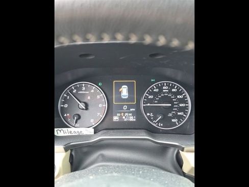 Used 2025 Subaru Outback Limited image 1