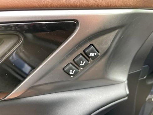 Used 2021 Subaru Outback Touring XT image 15