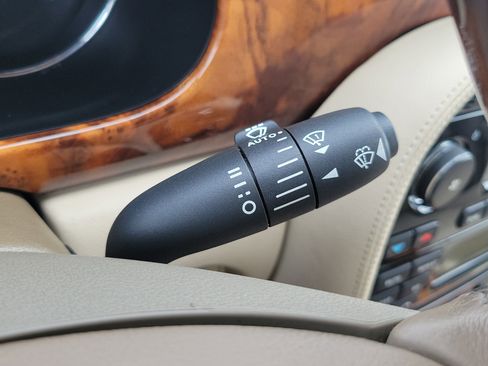 Used 2004 Jaguar XJ8 image 30