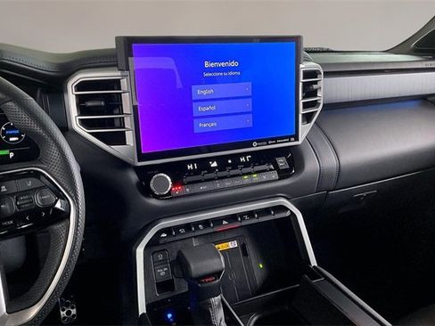 Used 2024 Toyota Tundra Platinum image 9