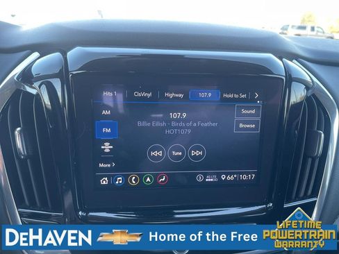 Used 2020 Chevrolet Traverse LT w/ LT Premium Package FWD image 14