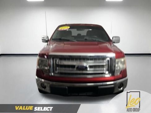 Used 2014 Ford F150 XLT w/ XLT Chrome Package RWD image 9