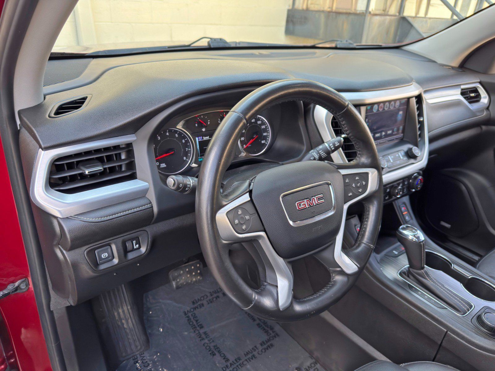 Used 2019 GMC Acadia SLT FWD image 12