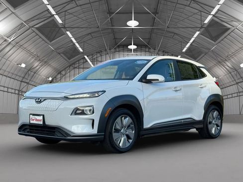 Used 2021 Hyundai Kona Limited image 3