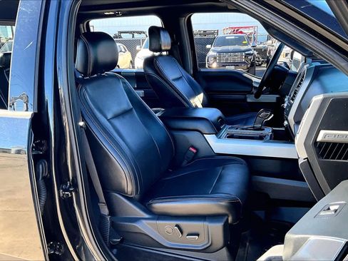 Used 2015 Ford F150 Lariat w/ Equipment Group 502A Luxury image 8