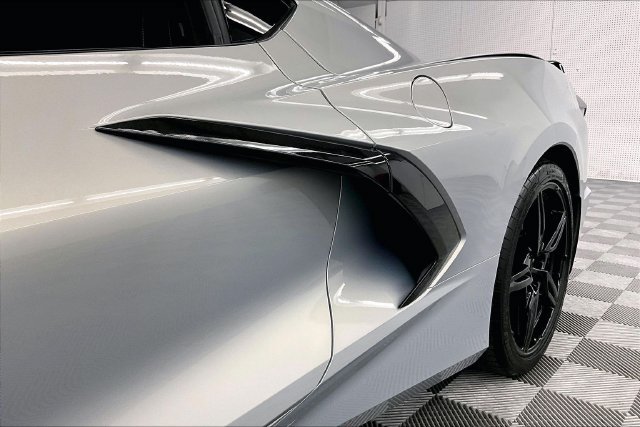Used 2021 Chevrolet Corvette Stingray Preferred Cpe w/ Battery Protection Package RWD image 22