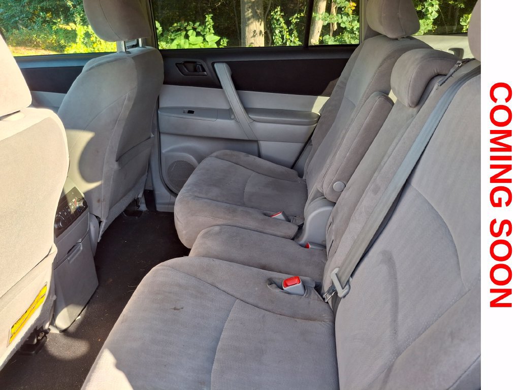 Used 2013 Toyota Highlander 4WD image 10
