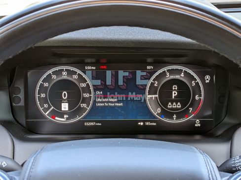 Used 2020 Land Rover Discovery Sport HSE R-Dynamic AWD/4WD image 17