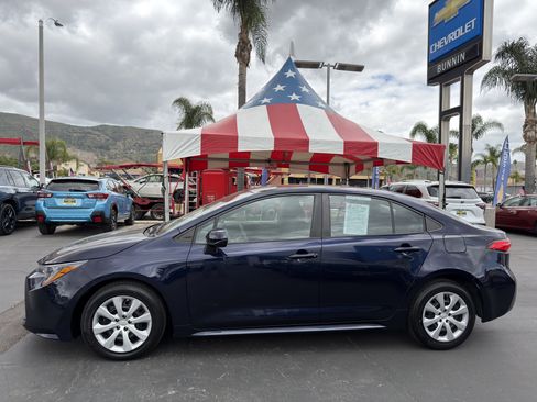 Used 2023 Toyota Corolla LE FWD image 5