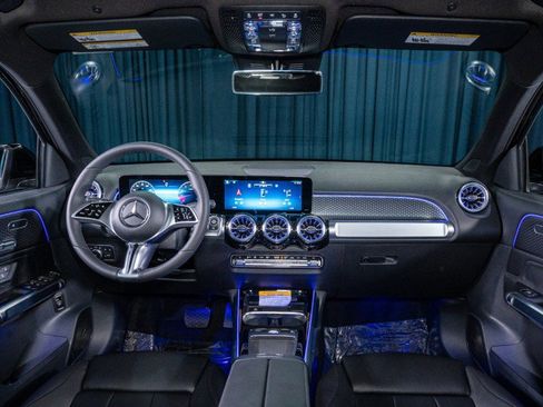Certified 2025 Mercedes-Benz GLB 250 image 14