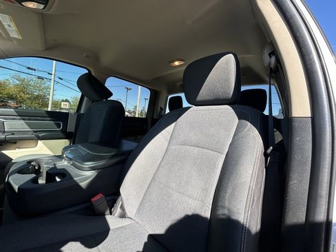 Used 2022 RAM 3500 Big Horn image 13