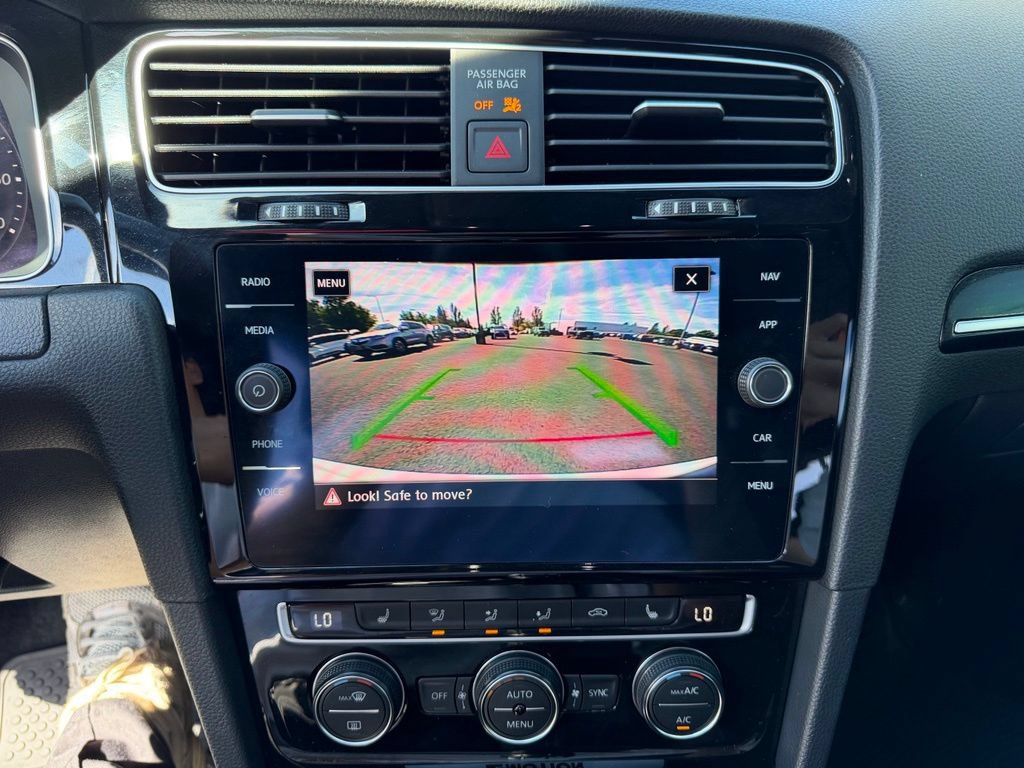Used 2019 Volkswagen Golf R 4-Door AWD/4WD image 23