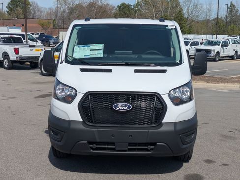 New 2026 Ford Transit 150 Low Roof w/ Load Area Protection Package RWD image 9