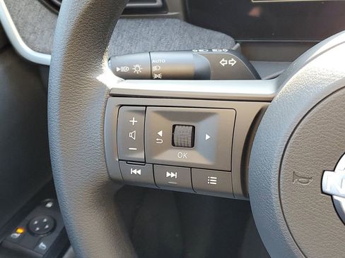 New 2026 Nissan Kicks SV image 11