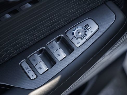 Used 2025 Hyundai Palisade Calligraphy image 36