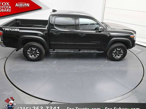 Used 2023 Toyota Tacoma TRD Off-Road image 27