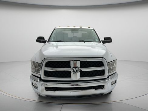 Used 2017 RAM 3500 Tradesman w/ Chrome Appearance Group AWD/4WD image 2