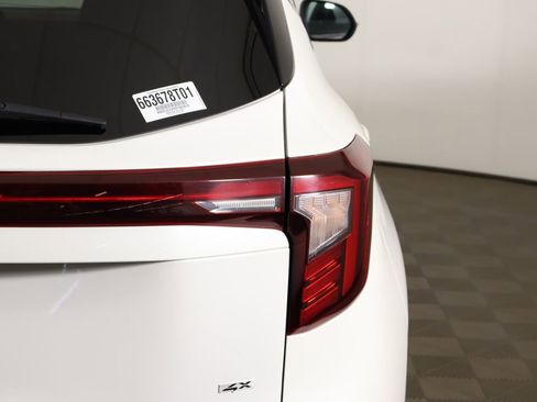 Used 2024 Kia Seltos S AWD/4WD image 16