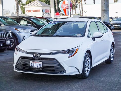 Used 2024 Toyota Corolla LE image 4